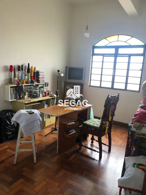 Foto 1 de Casa com 6 Quartos à venda, 324m² em Havaí, Belo Horizonte