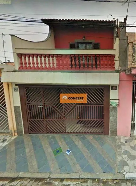 Foto 1 de Sobrado com 3 Quartos à venda, 177m² em Vila Figueira, Suzano