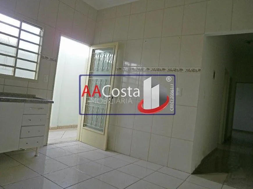 Foto 1 de Casa com 2 Quartos à venda, 76m² em Residencial Ana Dorothea, Franca