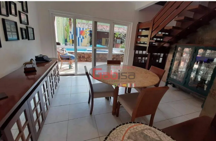 Foto 1 de Casa com 5 Quartos à venda, 200m² em Praia Grande, Arraial do Cabo