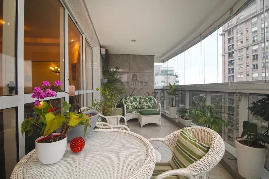 Foto 1 de Apartamento com 4 Quartos à venda, 186m² em Ibirapuera, São Paulo