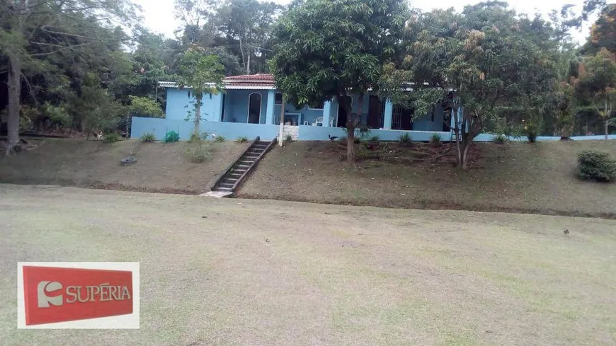 Foto 1 de Fazenda/Sítio com 3 Quartos à venda, 280m² em Estancia Figueira Branca, Campo Limpo Paulista