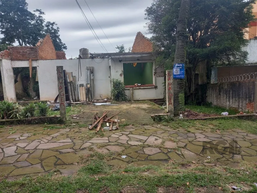 Foto 1 de Lote/Terreno à venda, 593m² em Santa Tereza, Porto Alegre