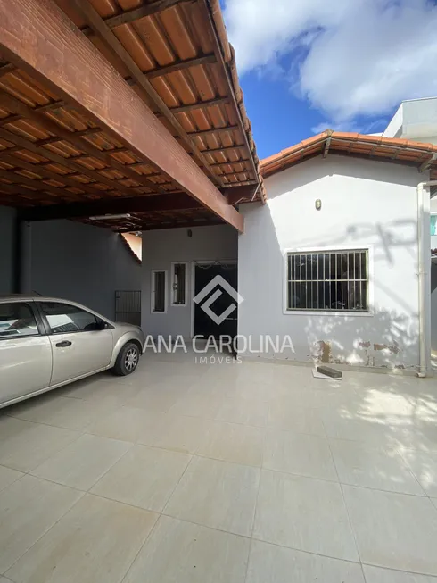 Foto 1 de Casa com 4 Quartos à venda, 318m² em Planalto, Montes Claros