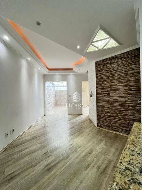 Foto 1 de Apartamento com 2 Quartos para alugar, 47m² em Fazenda Aricanduva, São Paulo