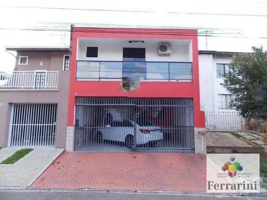 Foto 1 de Sobrado com 4 Quartos à venda, 175m² em Fazendinha, Curitiba