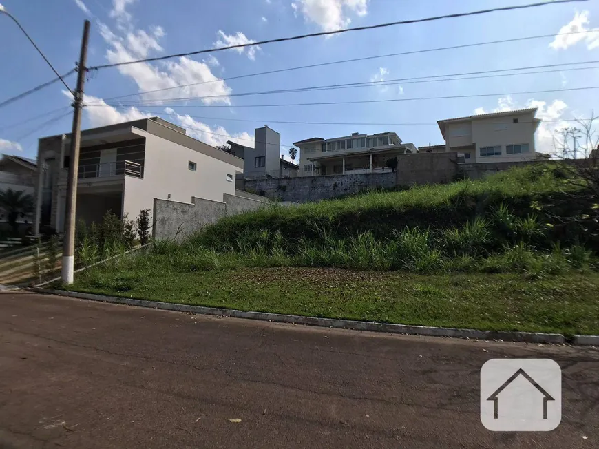 Foto 1 de Lote/Terreno à venda, 450m² em , Louveira