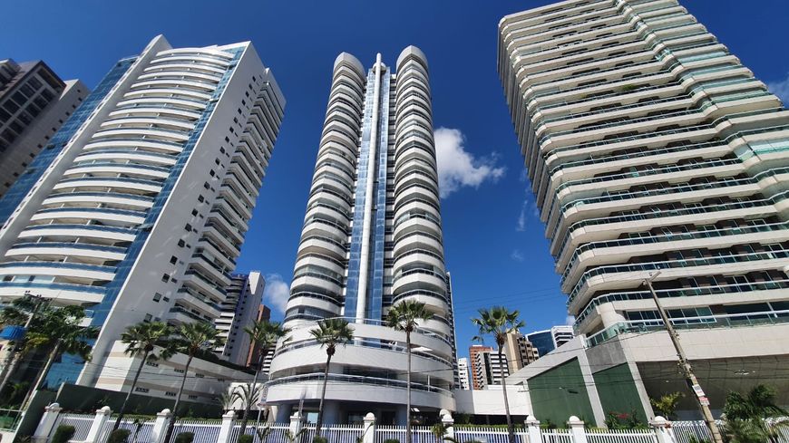 Foto 1 de Apartamento com 4 Quartos para alugar, 253m² em Meireles, Fortaleza