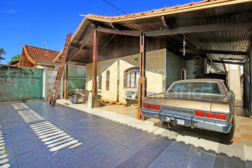 Foto 1 de Casa com 3 Quartos à venda, 215m² em Balneario Arpoador , Peruíbe