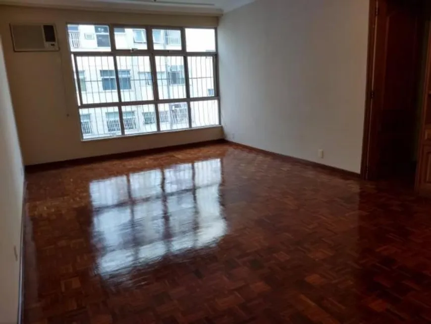 Foto 1 de Apartamento com 3 Quartos à venda, 120m² em Icaraí, Niterói