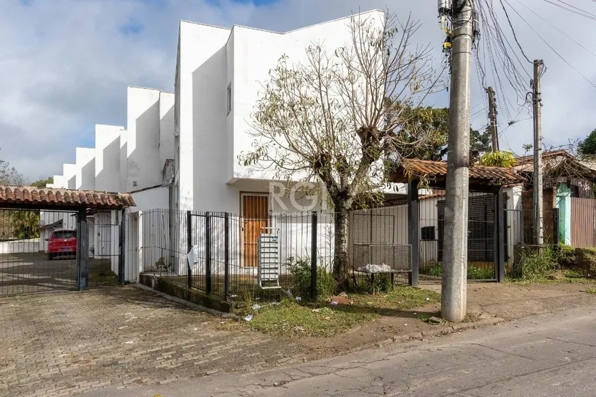 Foto 1 de Casa com 2 Quartos à venda, 98m² em Restinga, Porto Alegre