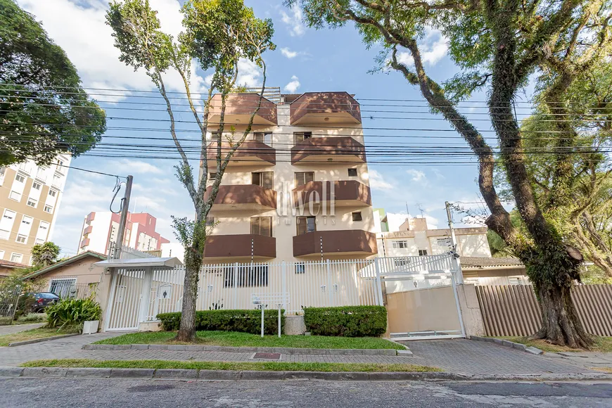 Foto 1 de Apartamento com 2 Quartos à venda, 65m² em Água Verde, Curitiba