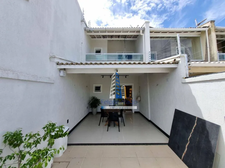 Foto 1 de Casa com 2 Quartos à venda, 140m² em Maraponga, Fortaleza
