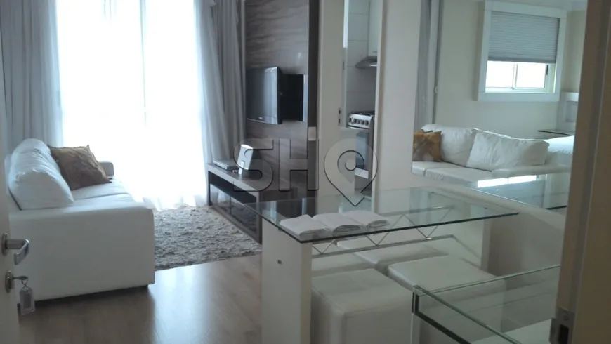 Foto 1 de Apartamento com 1 Quarto para alugar, 45m² em Água Branca, São Paulo