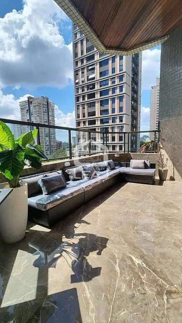 Foto 1 de Apartamento com 3 Quartos para alugar, 250m² em Jardim Fonte do Morumbi , São Paulo