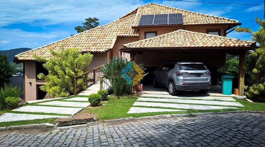 Foto 1 de Casa com 3 Quartos à venda, 590m² em Itaipu, Niterói