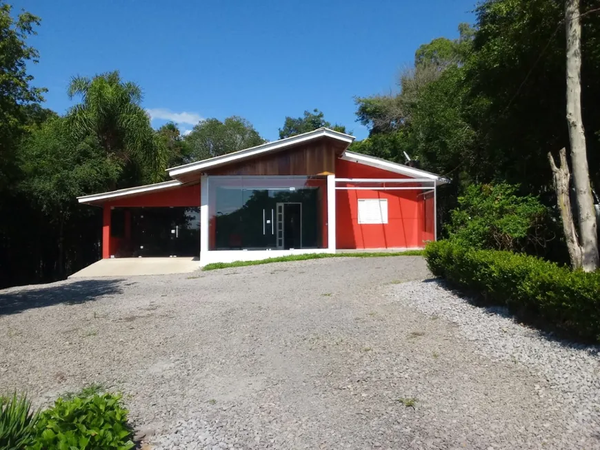 Foto 1 de Fazenda/Sítio com 3 Quartos à venda, 232m² em , Flores da Cunha