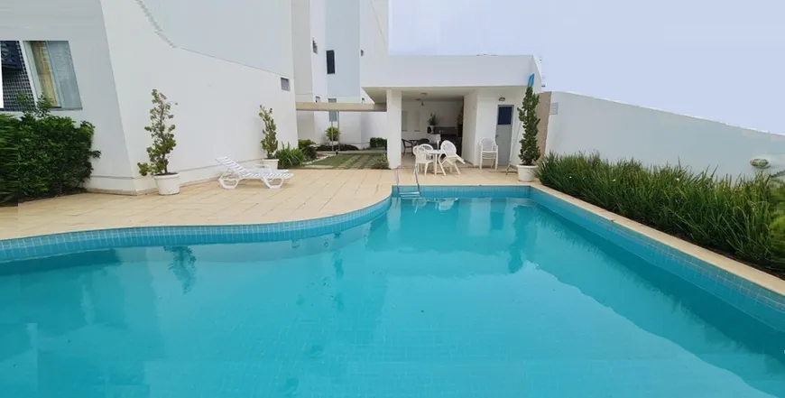 Foto 1 de Apartamento com 3 Quartos à venda, 100m² em Vilas do Atlantico, Lauro de Freitas