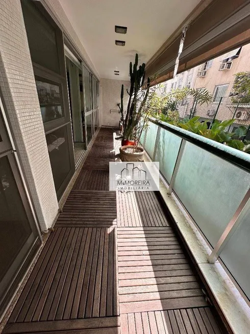 Foto 1 de Apartamento com 2 Quartos à venda, 98m² em Leblon, Rio de Janeiro