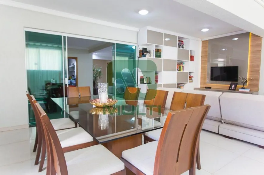 Foto 1 de Apartamento com 3 Quartos à venda, 160m² em Centro, Uberlândia