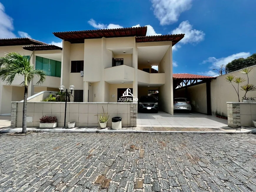 Foto 1 de Casa de Condomínio com 4 Quartos à venda, 221m² em Sapiranga, Fortaleza