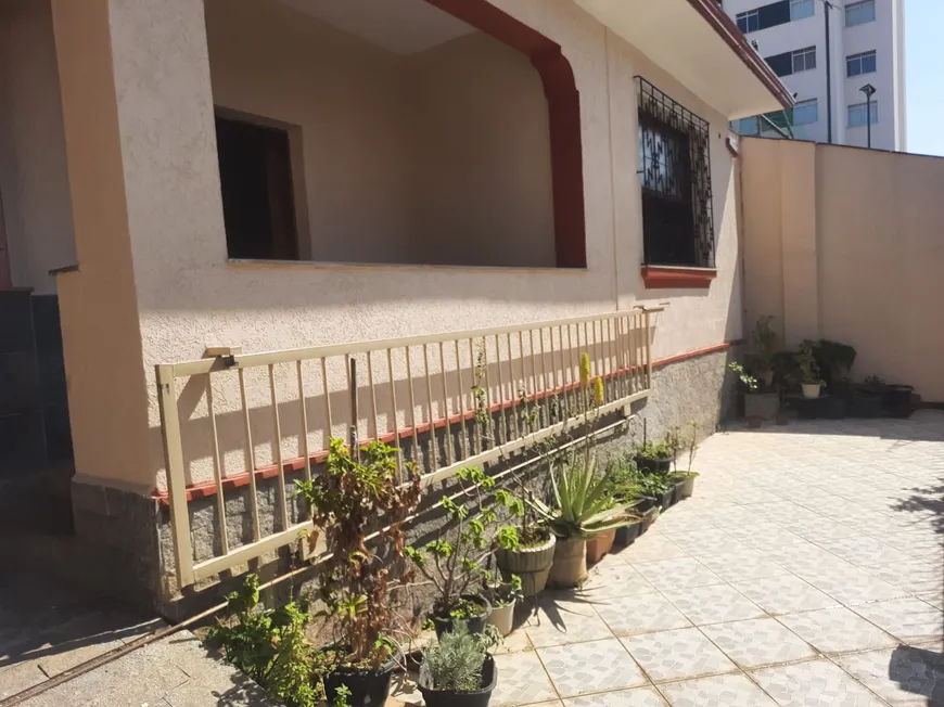 Foto 1 de Casa com 3 Quartos à venda, 290m² em Padre Eustáquio, Belo Horizonte