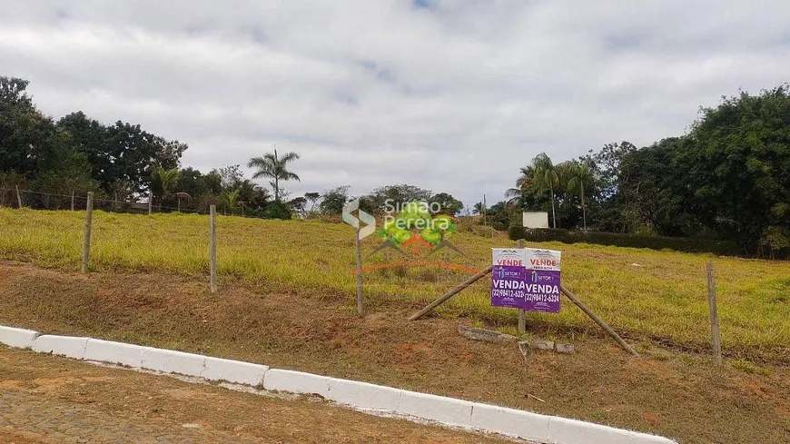 Foto 1 de Lote/Terreno à venda, 1250m² em , Simão Pereira