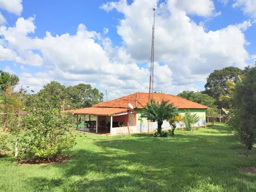 Foto 1 de Fazenda/Sítio com 3 Quartos à venda, 580000m² em Segismundo Pereira, Uberlândia