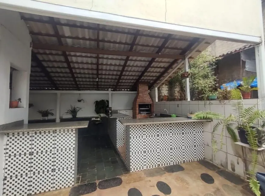 Foto 1 de Casa com 2 Quartos à venda, 68m² em Simoes Filho I, Simões Filho