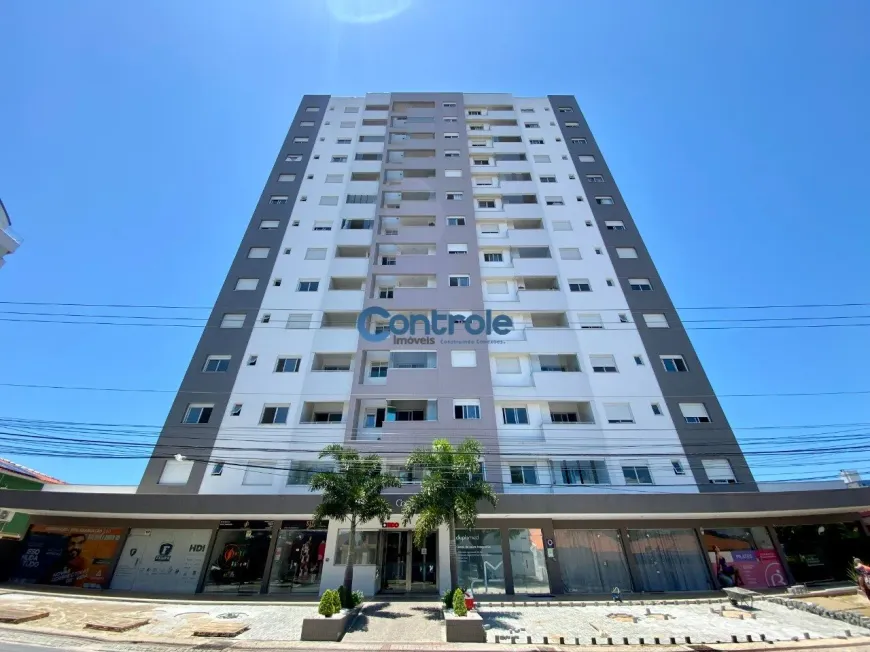 Foto 1 de Apartamento com 2 Quartos à venda, 64m² em Barreiros, São José