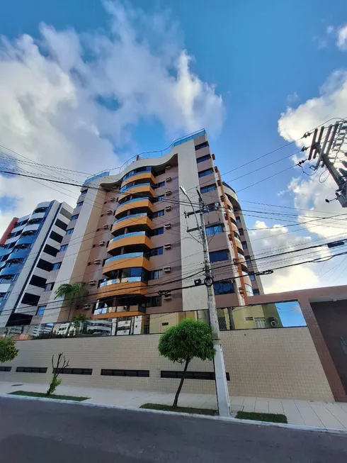 Foto 1 de Apartamento com 4 Quartos à venda, 220m² em Jatiúca, Maceió