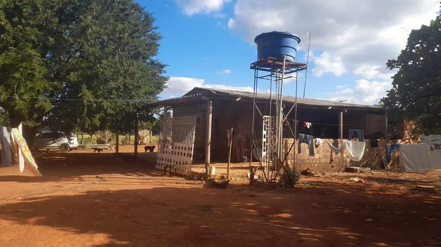 Foto 1 de Fazenda/Sítio com 2 Quartos à venda, 80m² em Área Rural de Cocalzinho Goiás, Cocalzinho de Goiás