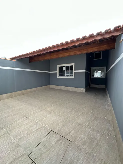 Foto 1 de Casa com 2 Quartos à venda, 69m² em Agenor de Campos, Mongaguá