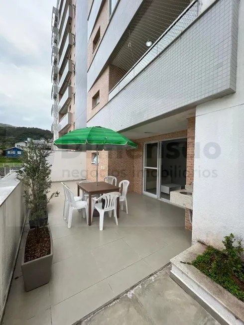 Foto 1 de Apartamento com 2 Quartos à venda, 124m² em Itacorubi, Florianópolis