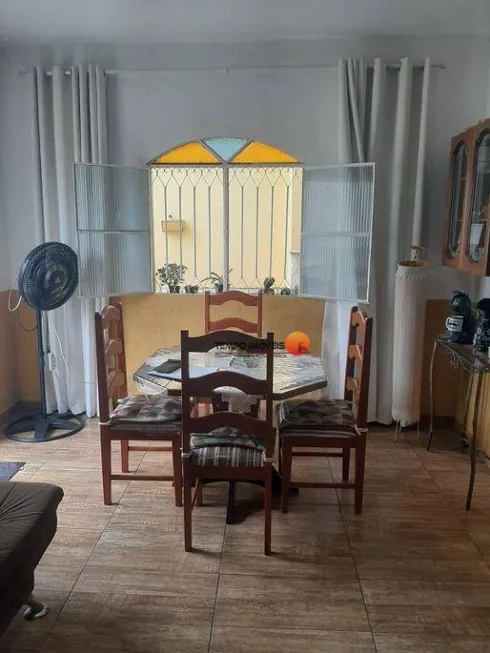 Foto 1 de Casa com 2 Quartos à venda, 70m² em São Lourenço, Niterói