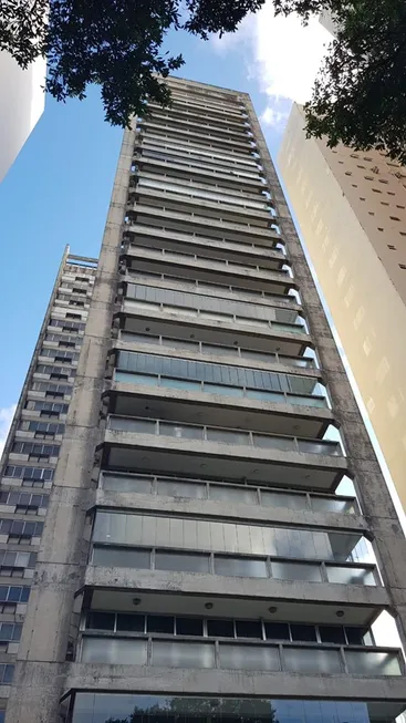 Foto 1 de Apartamento com 4 Quartos à venda, 240m² em Campo Grande, Salvador