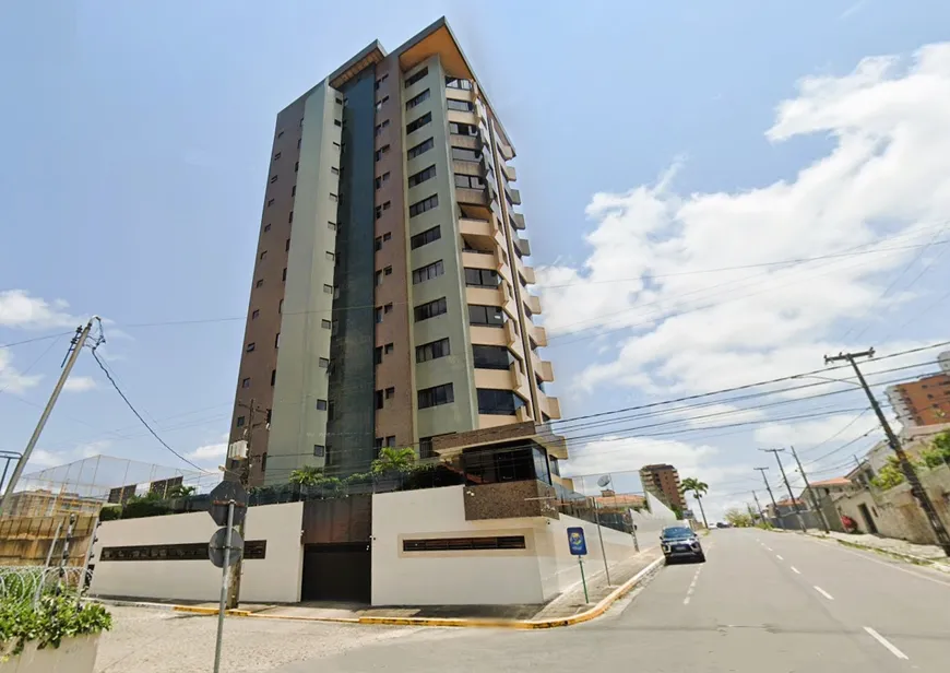 Foto 1 de Apartamento com 3 Quartos para alugar, 145m² em Jardim Tavares, Campina Grande