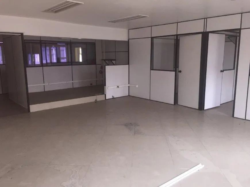 Foto 1 de Sala Comercial para alugar, 213m² em Centro, Rio de Janeiro