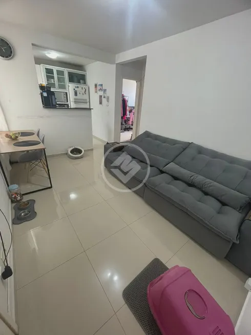 Foto 1 de Apartamento com 2 Quartos à venda, 48m² em Roçado, São José