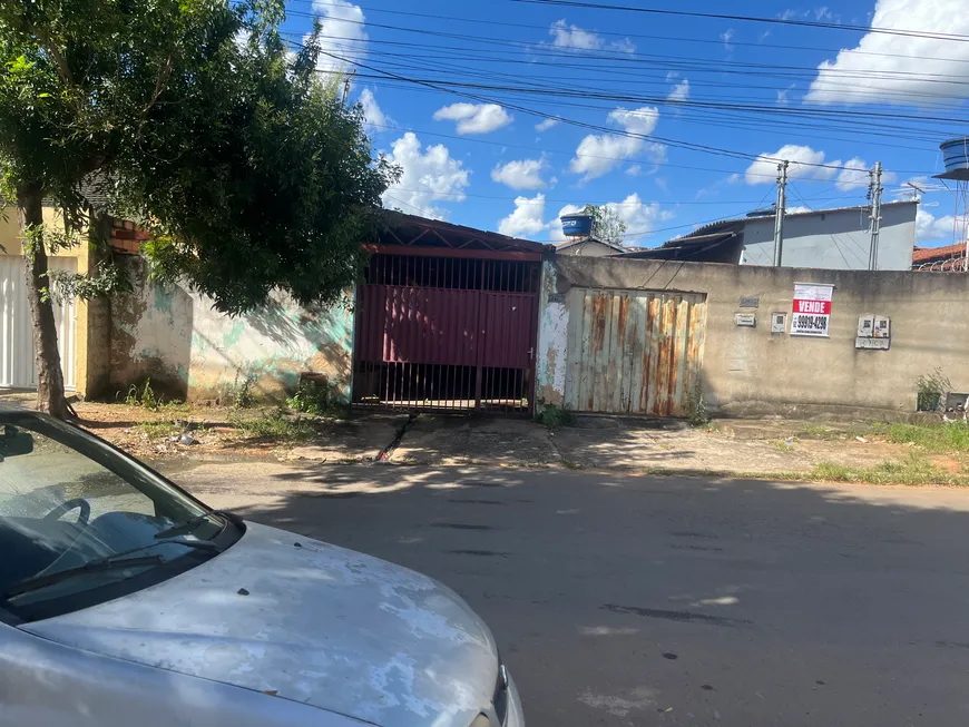 Foto 1 de Lote/Terreno à venda, 420m² em Vila Galvão, Senador Canedo