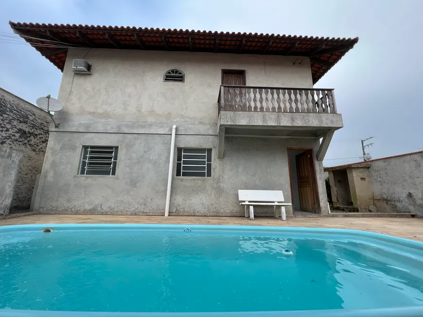 Foto 1 de Casa com 3 Quartos à venda, 234m² em Bela Vista, Gaspar