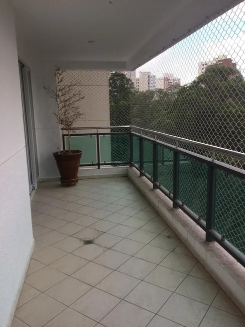 Foto 1 de Apartamento com 2 Quartos à venda, 131m² em Vila Andrade, São Paulo
