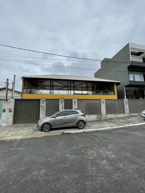 Foto 1 de Casa de Condomínio com 3 Quartos para alugar, 300m² em Campo Grande, Rio de Janeiro