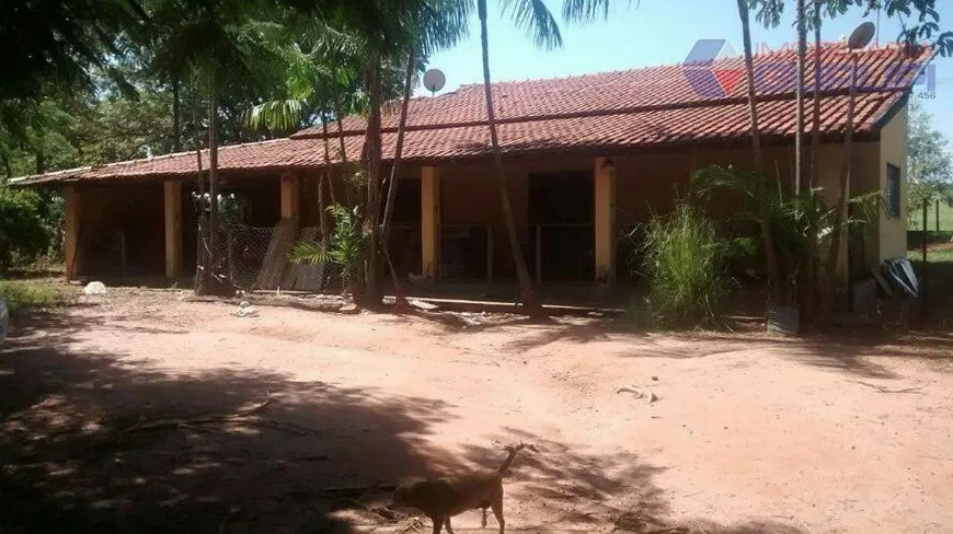 Foto 1 de Fazenda/Sítio com 3 Quartos à venda, 20100m² em Zona Rural, Guapiaçu