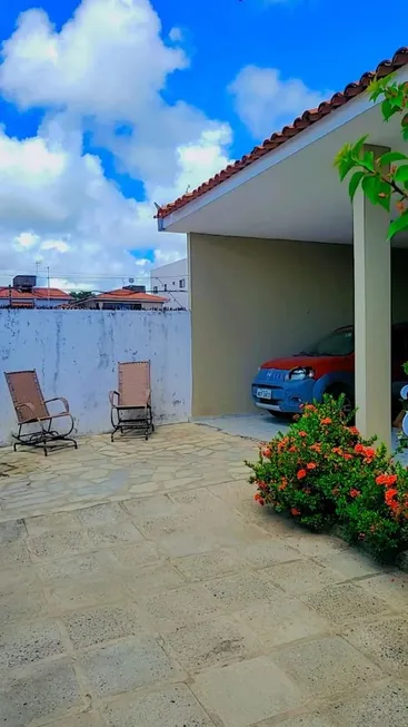 Foto 1 de Casa de Condomínio com 3 Quartos à venda, 120m² em Jardim Cidade Universitária, João Pessoa