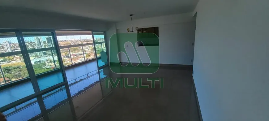 Foto 1 de Apartamento com 3 Quartos para alugar, 271m² em Lidice, Uberlândia