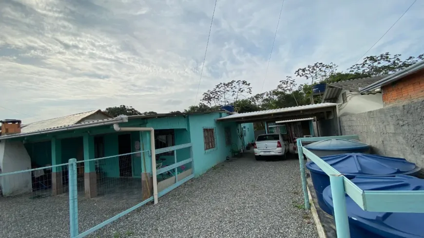 Foto 1 de Casa com 5 Quartos à venda, 110m² em Meia Praia, Navegantes