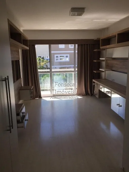 Foto 1 de Apartamento com 4 Quartos à venda, 250m² em Centro, Petrópolis