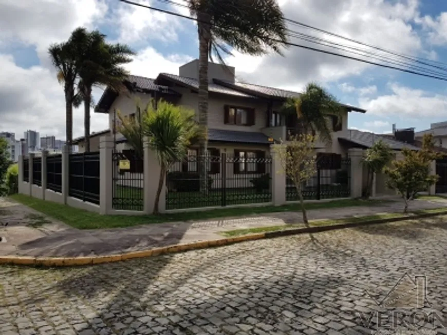 Foto 1 de Casa com 4 Quartos à venda, 530m² em Cinquentenário, Caxias do Sul