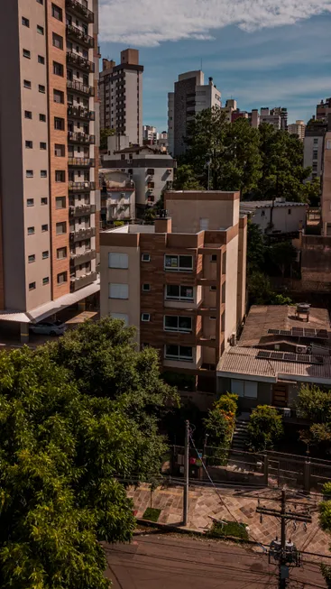 Foto 1 de Apartamento com 2 Quartos à venda, 72m² em Petrópolis, Porto Alegre